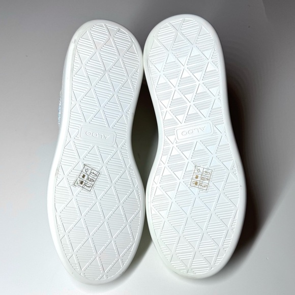Aldo Women’s Sparkling White Glitter Sneakers Size- 7 ( New ) - Picture 10 of 10